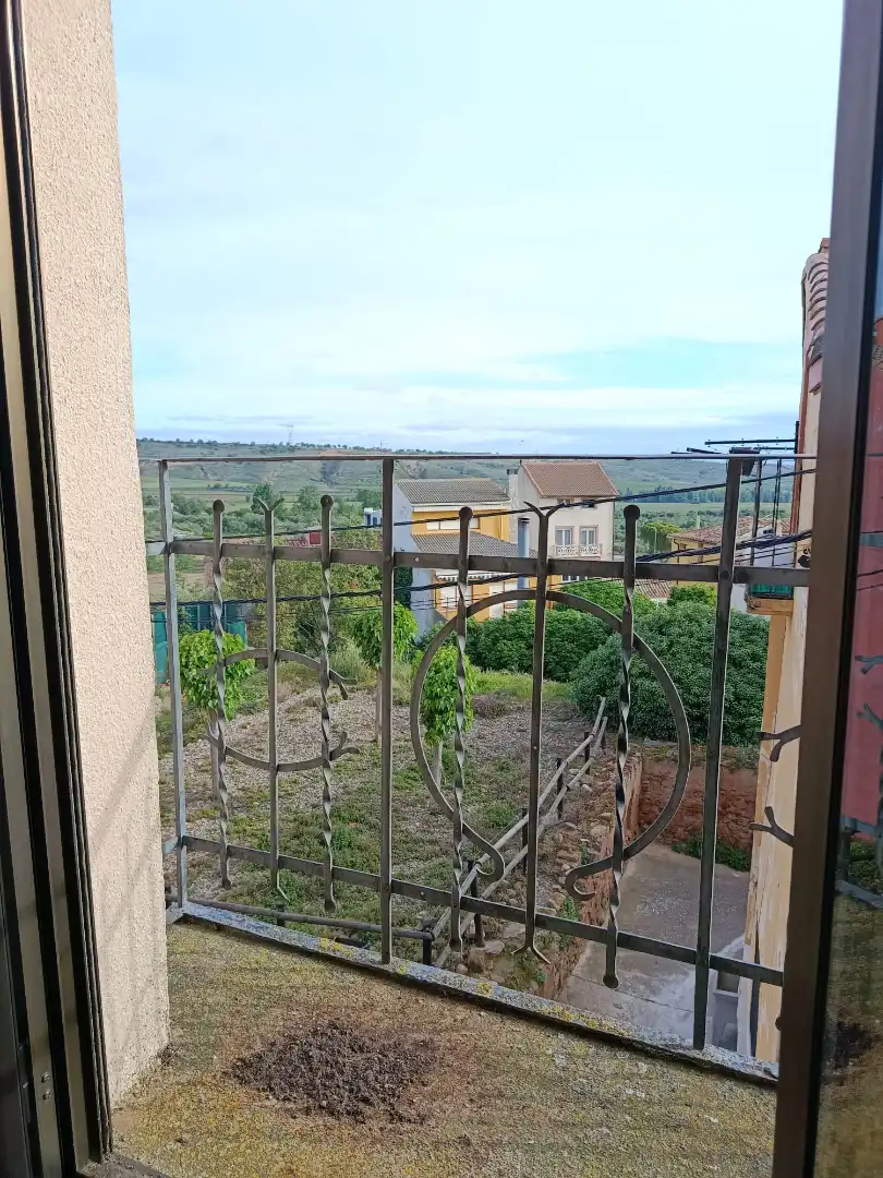 Casa adosada en venta en Tudelilla con Terraza, Trastero y Amueblado