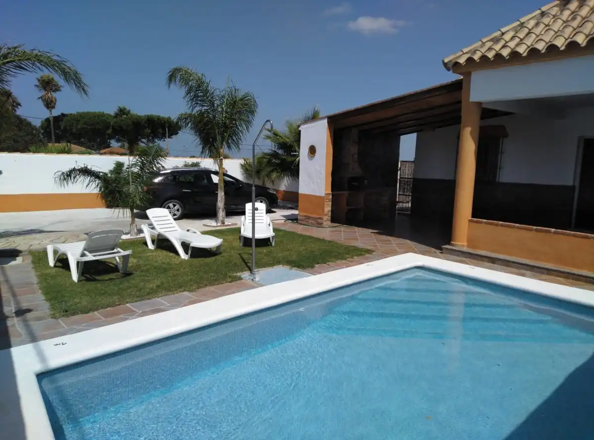 Jardí de Casa o xalet en venda en Chiclana de la Frontera amb Jardí privat, Terrassa i Piscina