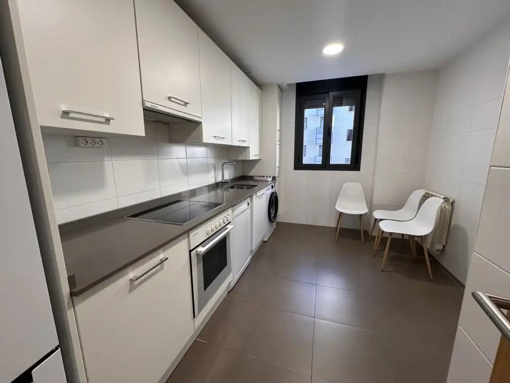 Kitchen of Apartments for rent in  Logroño  with Heating, Parquet flooring and Terrace
