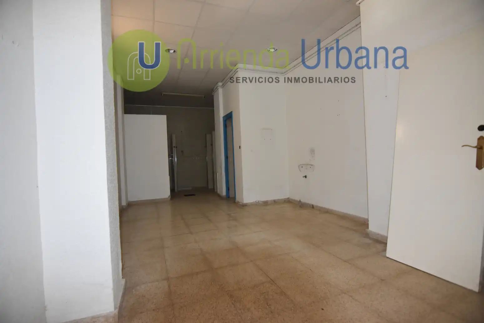Commercial properties for sale in CL JARDINES, Centro