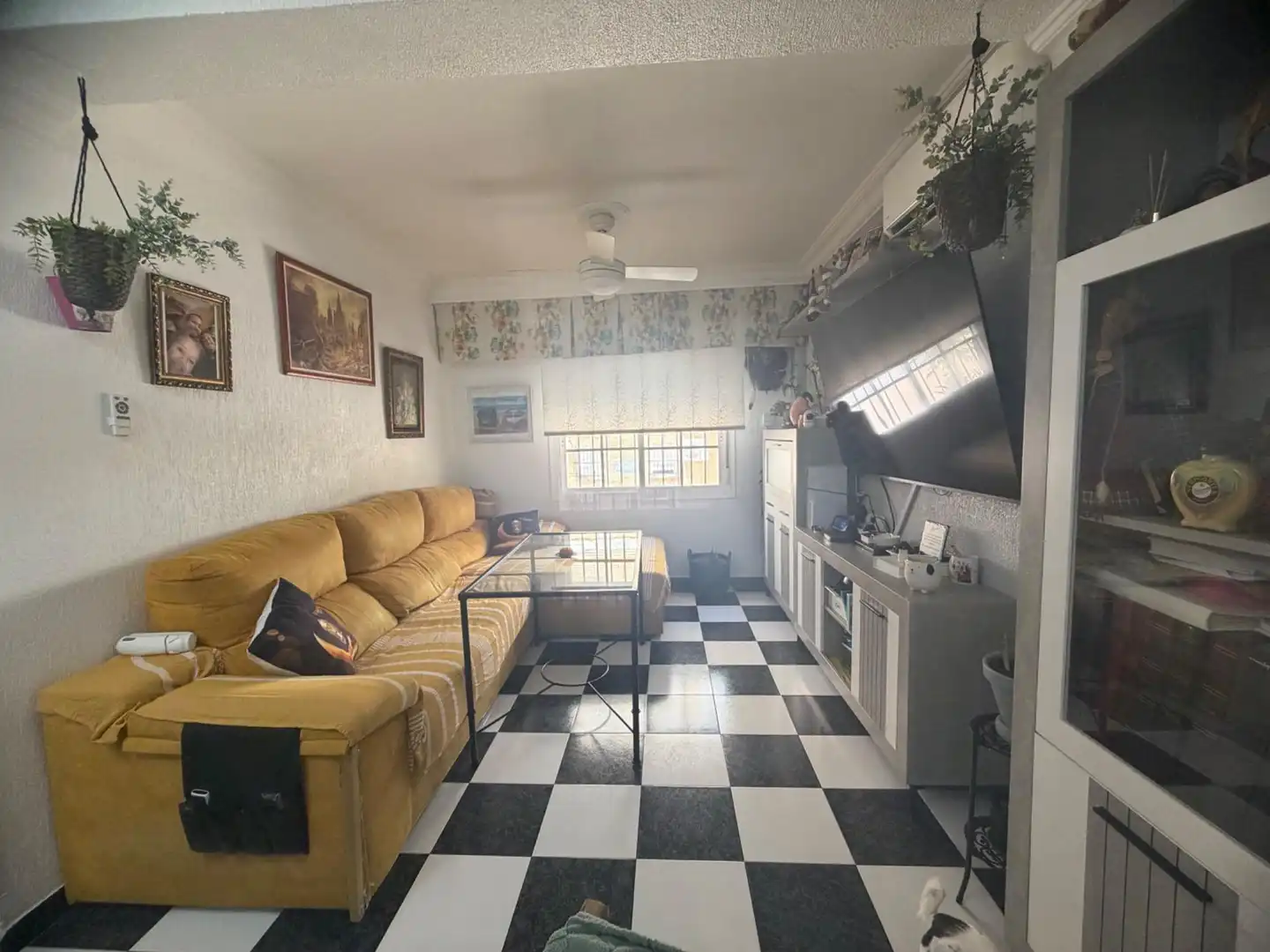 Sala de estar de Planta baja en venta en Huelva con Amueblado