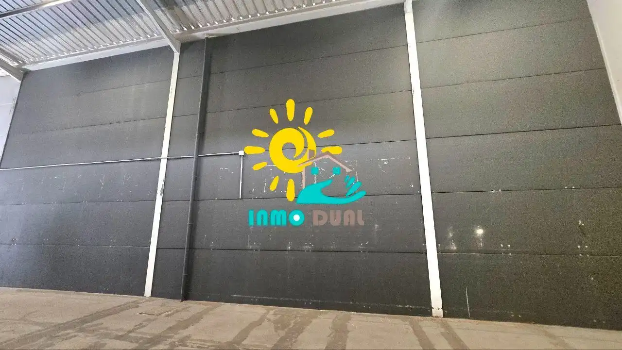 Nave industrial de alquiler en Badajoz