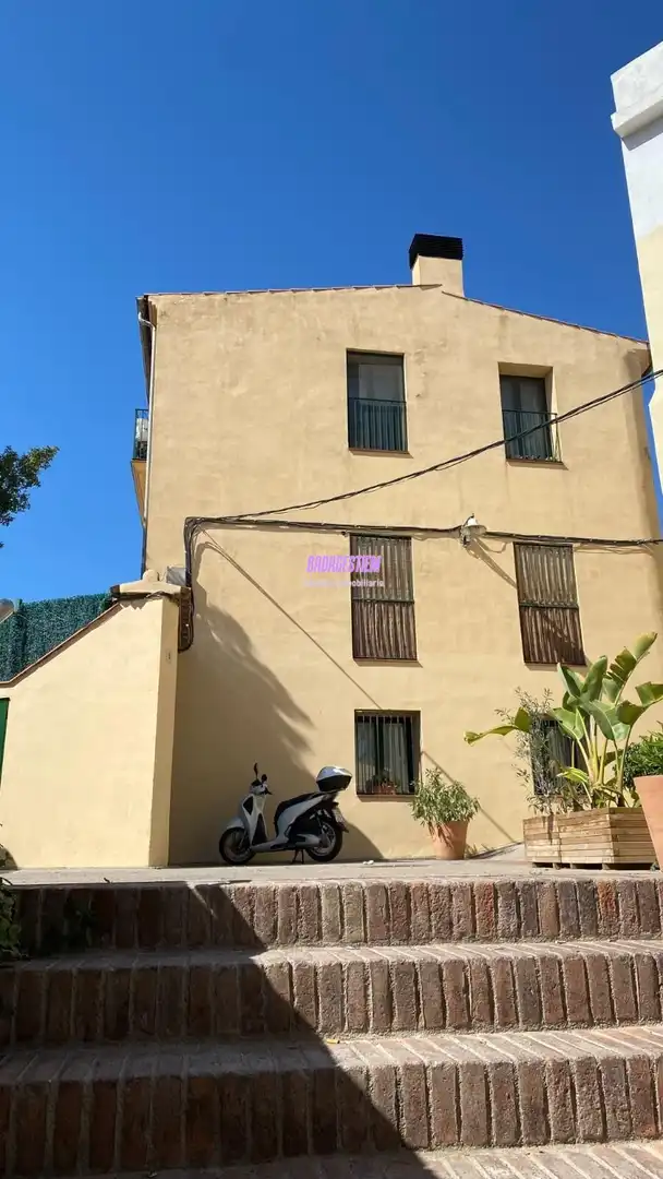Vista exterior de Estudio de alquiler en Badalona con Amueblado