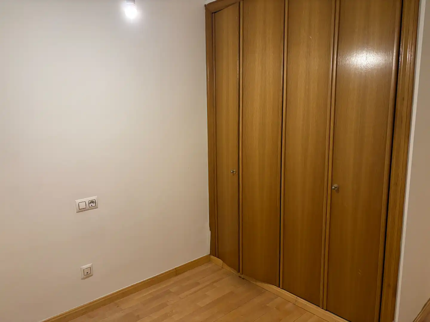 Habitación de Piso en venta en Lleida con Calefacción, Parquet y Balcón
