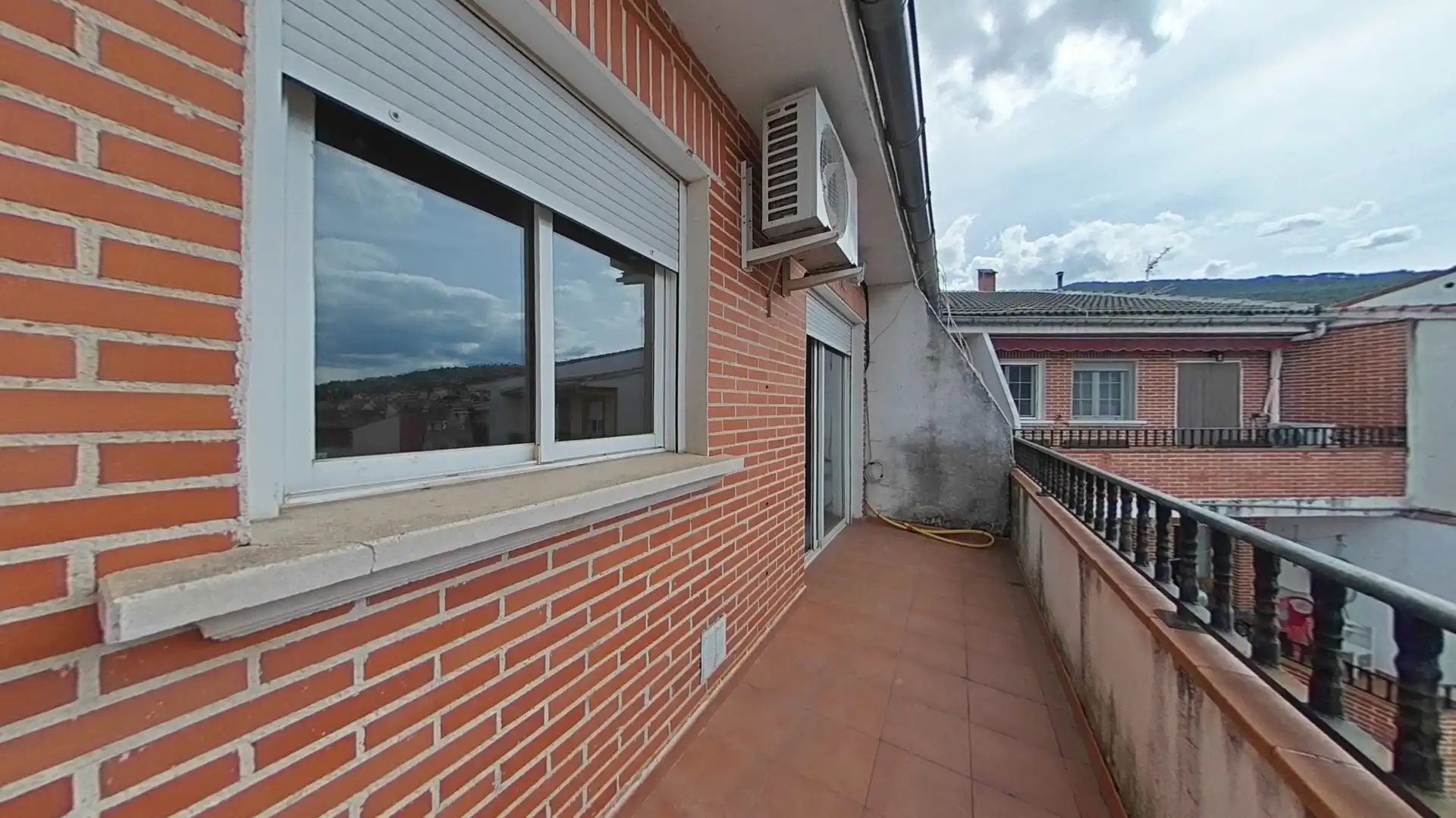 Terrassa de Apartament en venda en El Tiemblo  amb Calefacció i Balcó