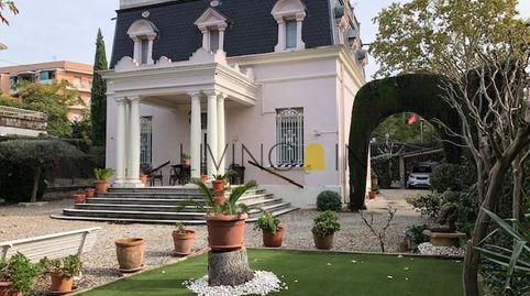 PALACETE NOVECENTISTA EN EL CORAZÓN DE MONTMELÓ