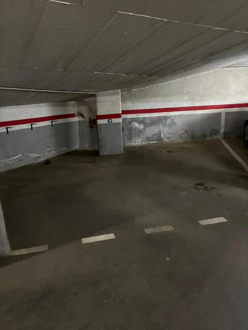 Garage zur Miete in Carrer de Sant Jaume, Sota el Cami Ral