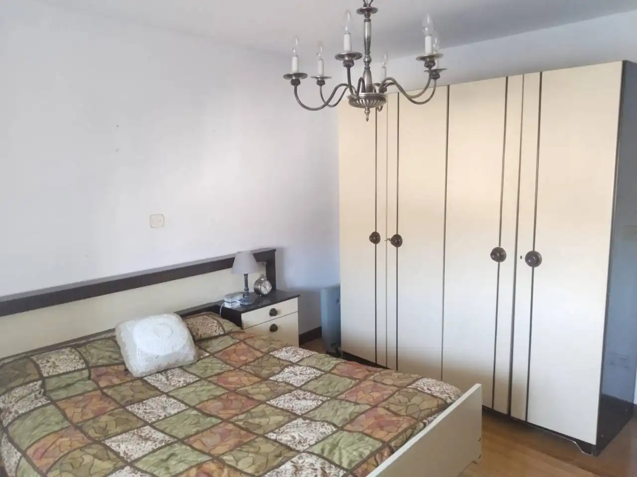Habitación de Casa adosada en venta en Susinos del Páramo con Calefacción, Terraza y Amueblado