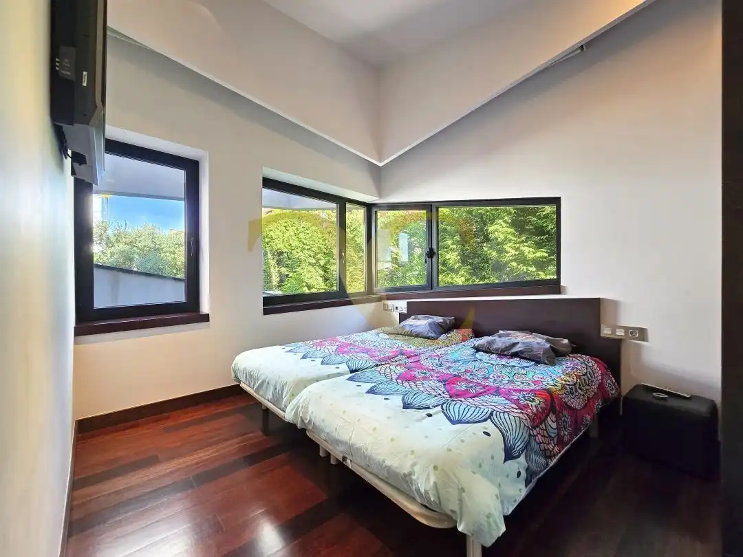 Habitación de Casa o chalet en venta en Gijón  con Calefacción, Jardín privado y Terraza