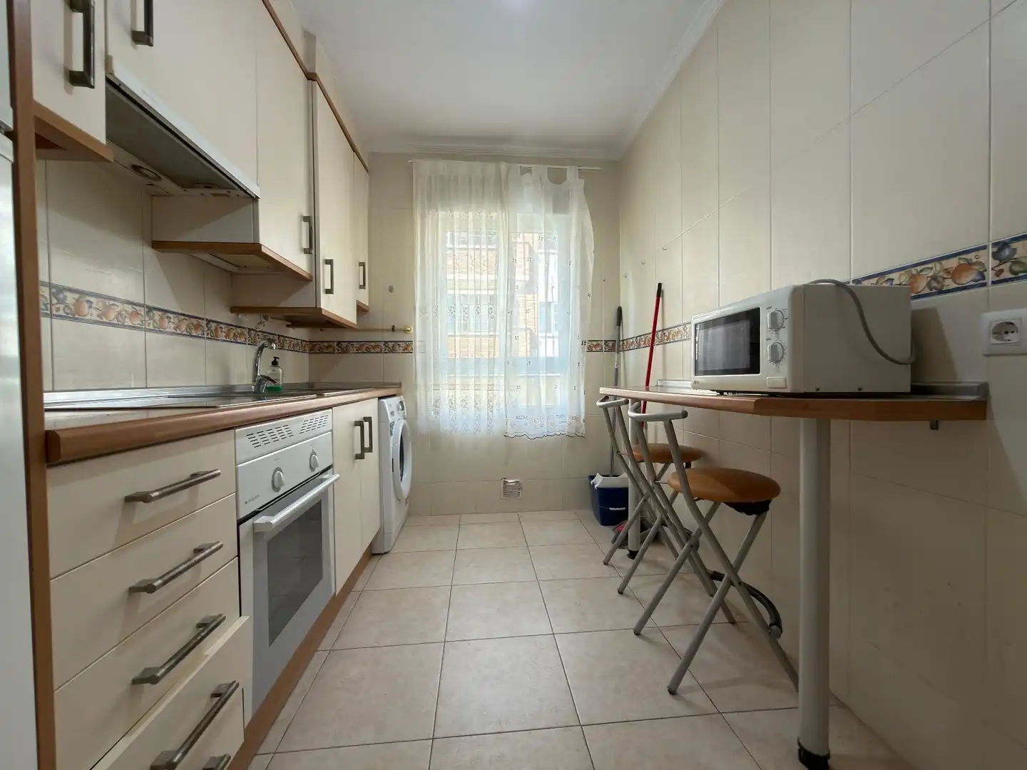 Kitchen of Flat for sale in Talavera de la Reina  with Air Conditioner, Heating and Storage room