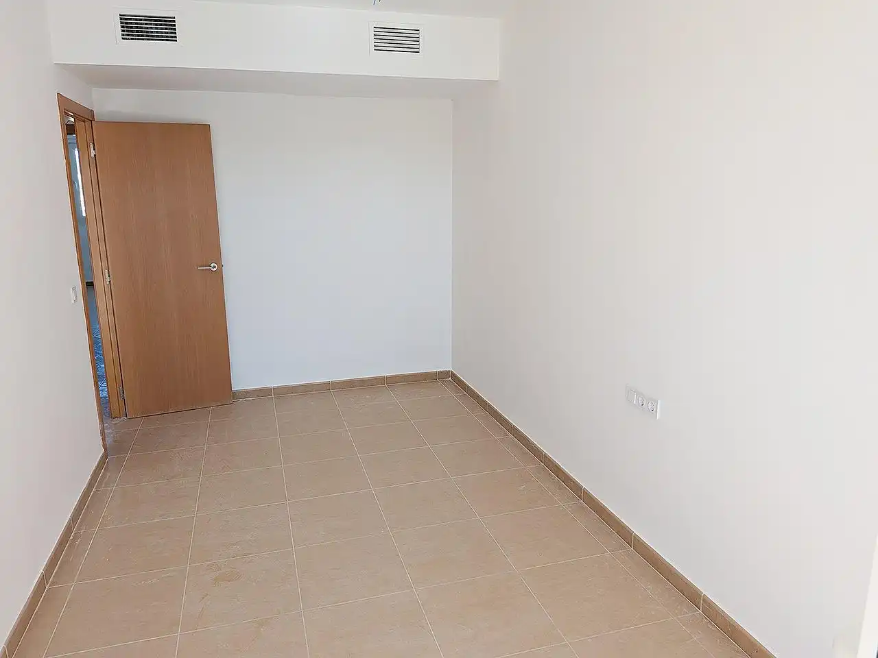Bedroom of Flat for sale in Ulldecona  with Terrace, Balcony and Community pool