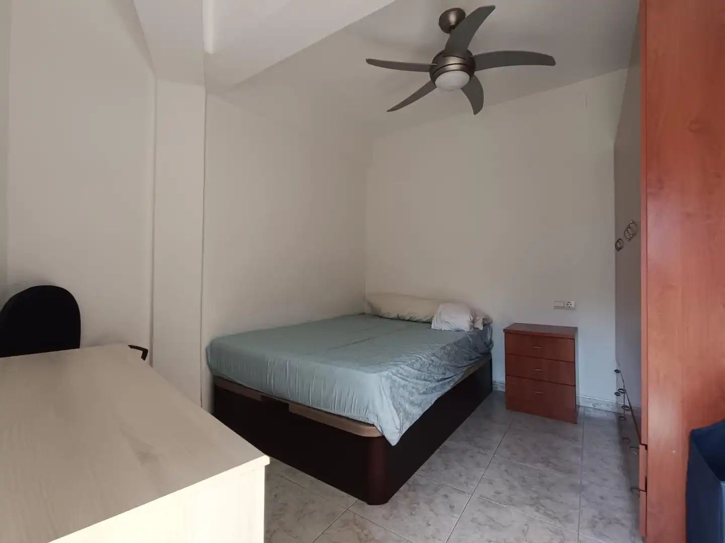 Bedroom of Flat for sale in Córdoba  with Air Conditioner, Terrace and Furnished