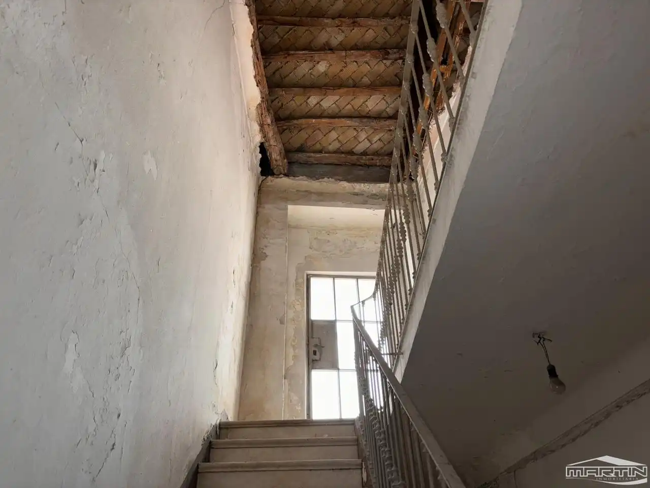 Edificio en venta en Cabra