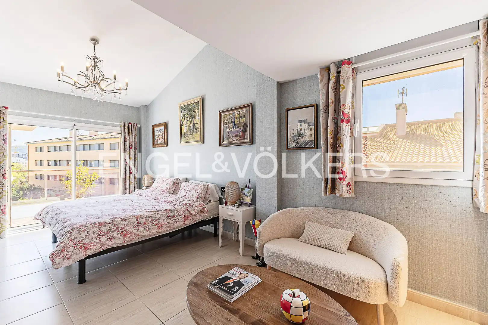 Habitación de Ático en venta en Sitges con Aire acondicionado, Calefacción y Jardín privado