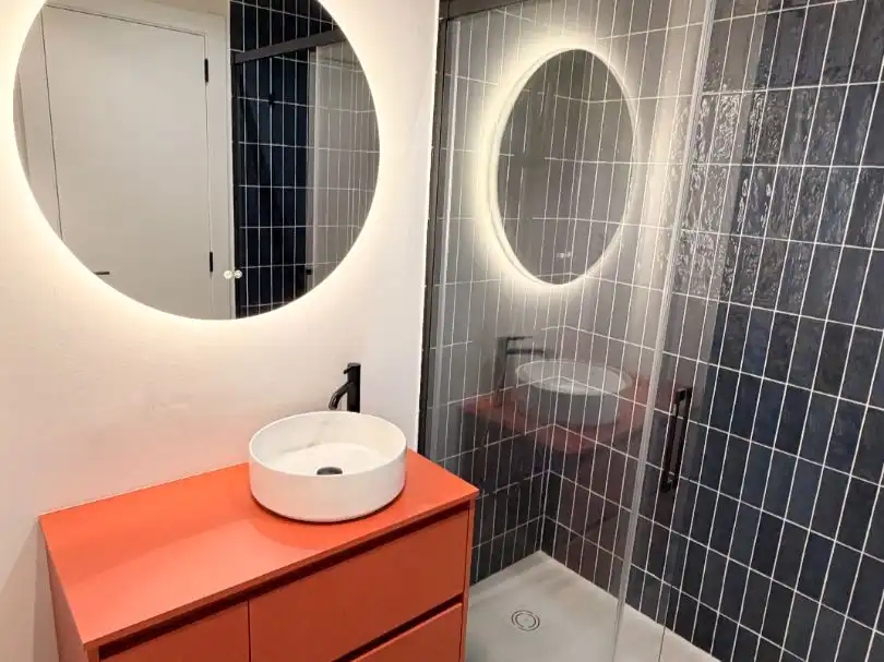Baño de Piso de alquiler en Oroso con Parquet, Amueblado y Horno