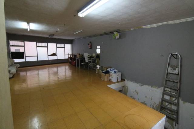 Local comercial en Alquiler en San Millán / Donemiliaga