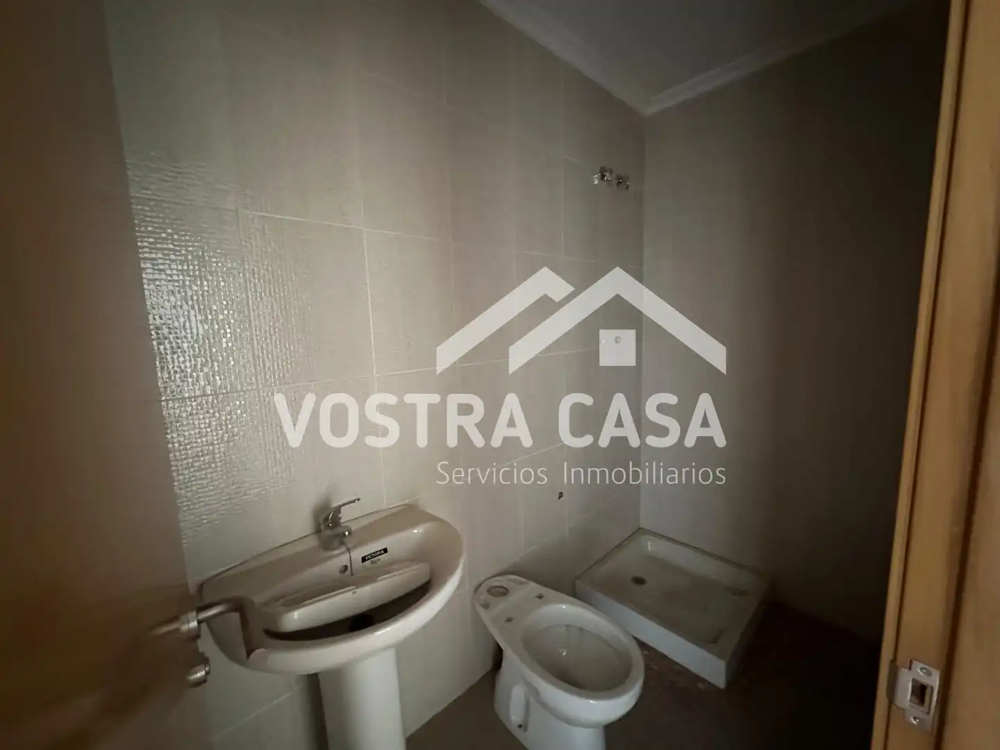 Badezimmer von Wohnung zum Verkauf in Requena