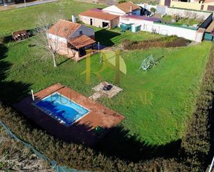 Casa o xalet en venda en Fuentes de Carbajal amb Jardí privat, Parquet i Traster