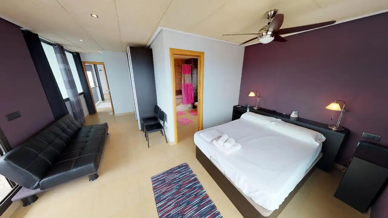 Habitación de Casa o chalet en venta en Lloret de Mar con Jardín privado, Terraza y Piscina