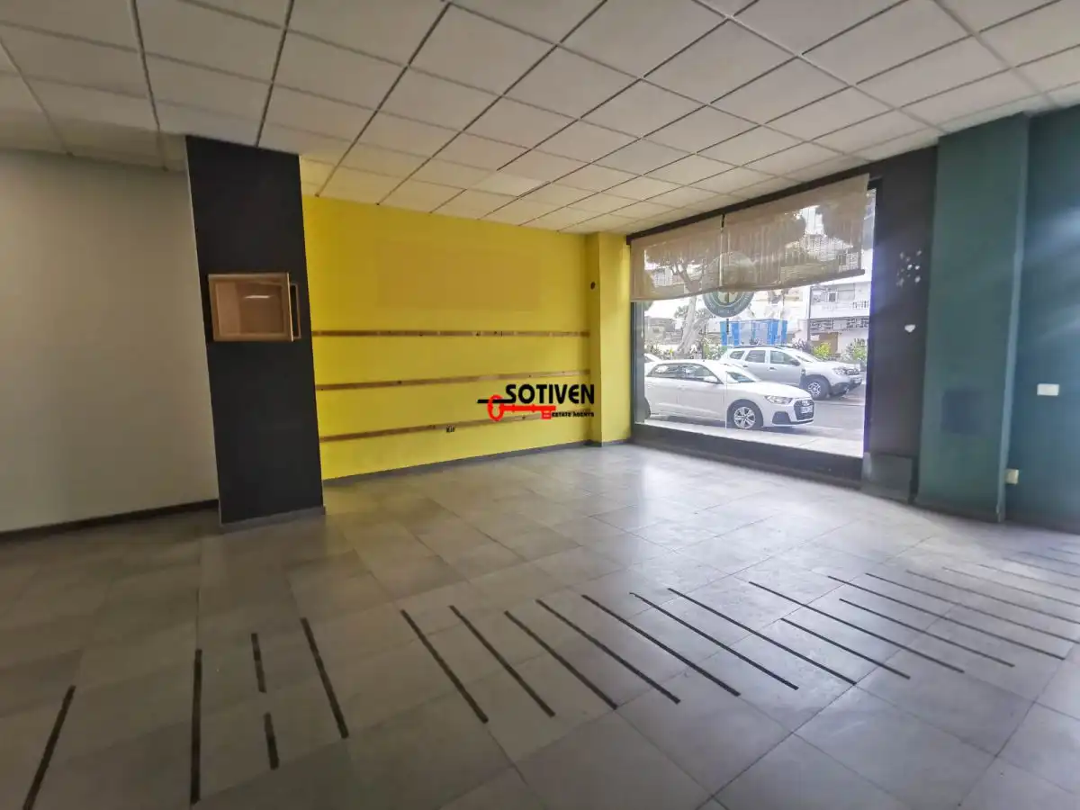 Local comercial en venda a La Plaza, imagen 2