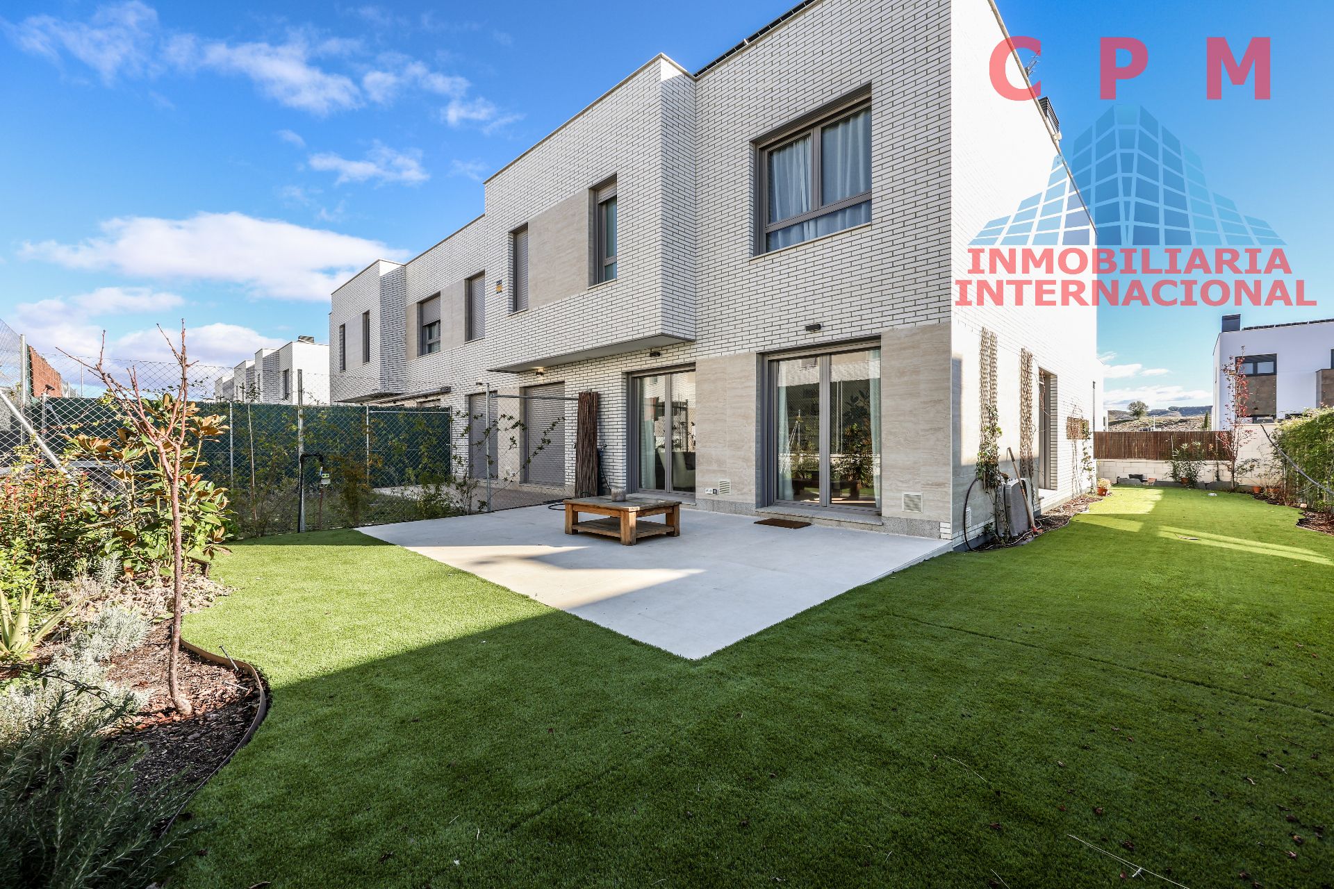 Terrace of Single-family semi-detached to rent in Torrejón de Ardoz  with Air Conditioner, Heating and Private garden