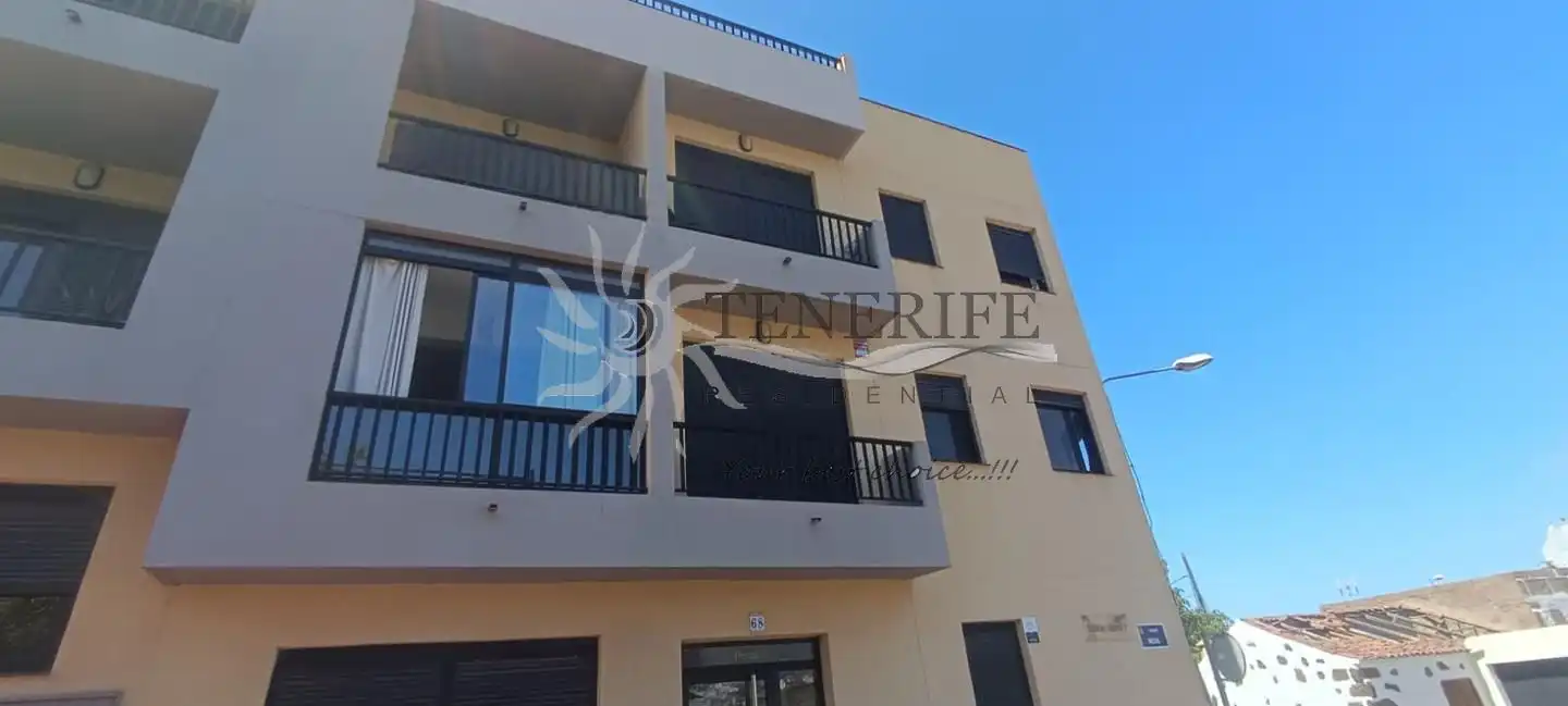 Exterior view of Flat for sale in Arona  with Terrace and Furnished