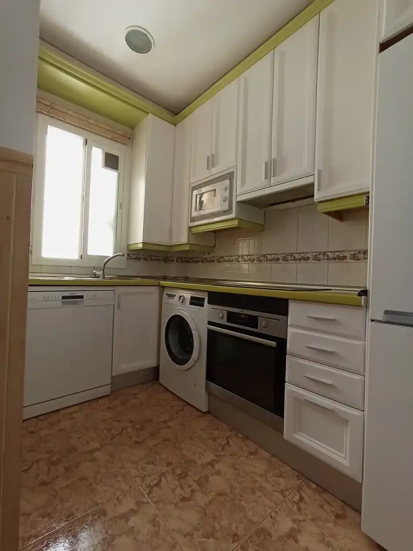 Cocina de Piso de alquiler en Madrid con Aire acondicionado, Calefacción y Parquet