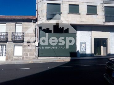 Locale commerciale in affitto a A Cañiza