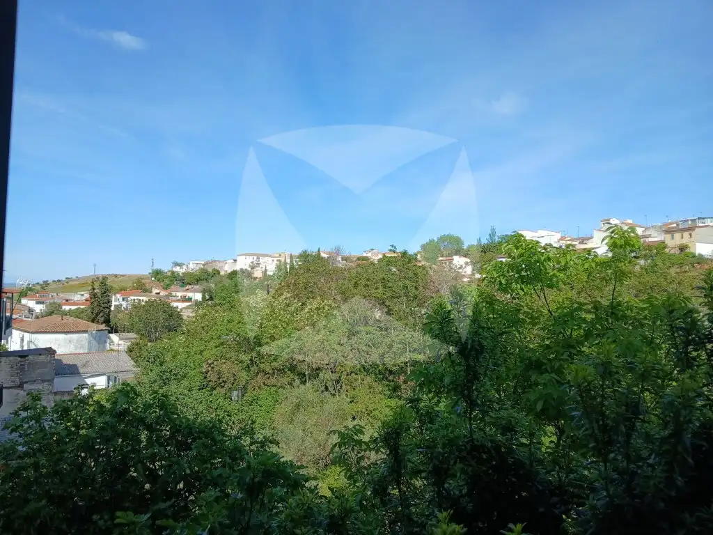 Pis en venda en Cáceres amb Aire condicionat i Moblat
