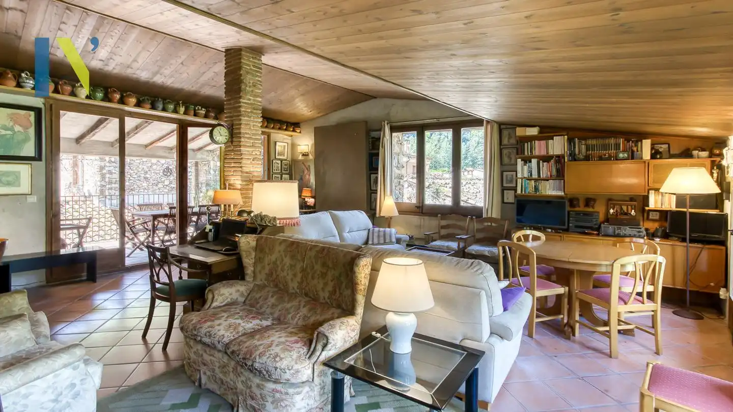 Sala de estar de Finca rústica en venta en Osor con Jardín privado y Terraza