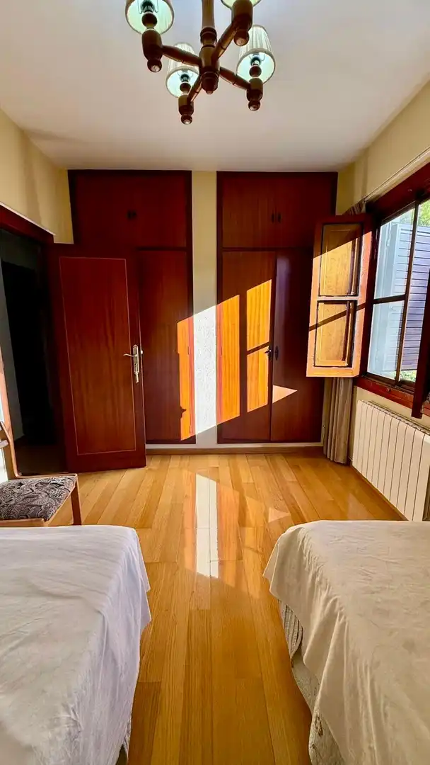 Casa o chalet en venta en Siete Aguas con Jardín privado, Terraza y Alarma