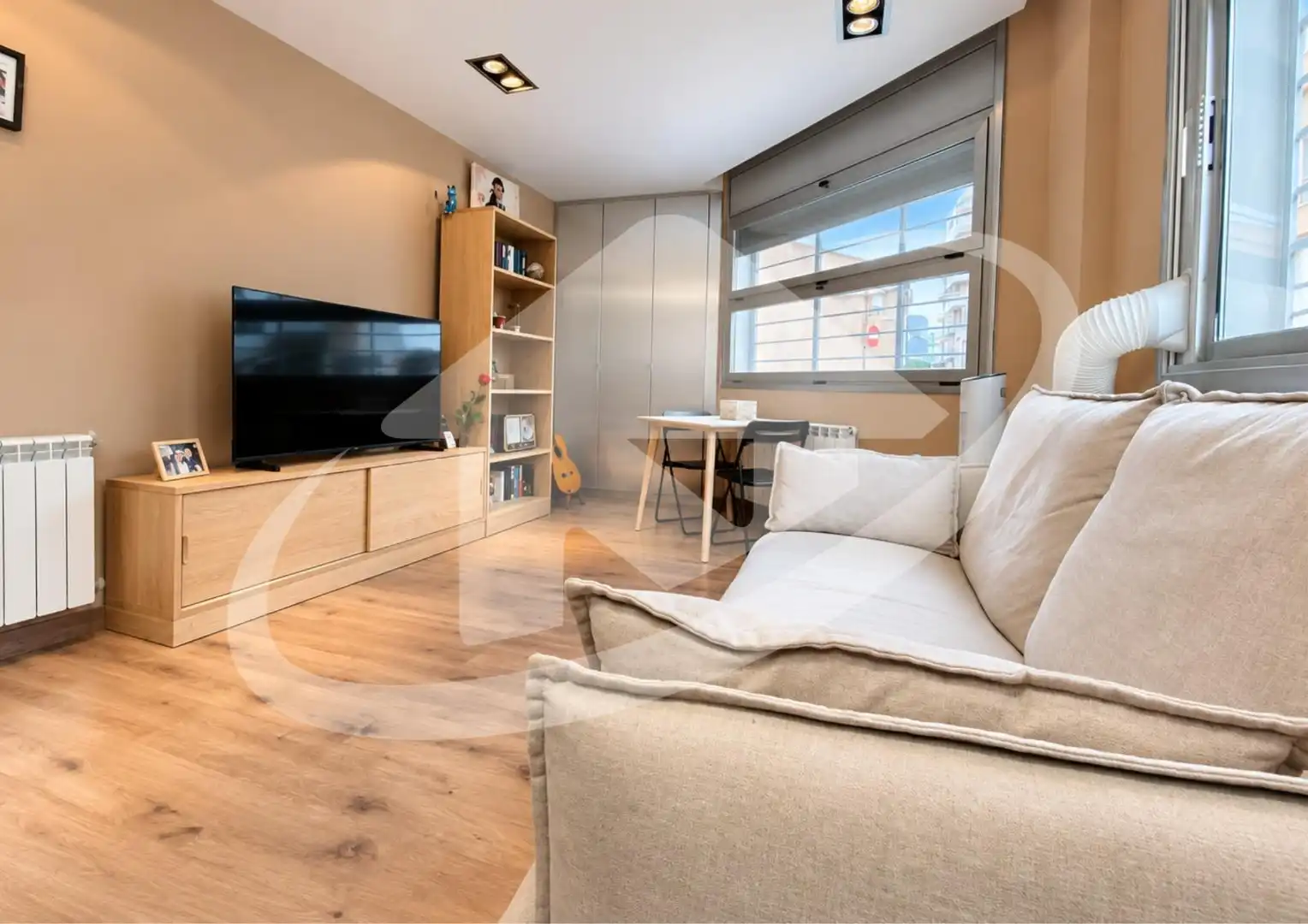 Living room of Flat for sale in Sabadell  with Parquet flooring