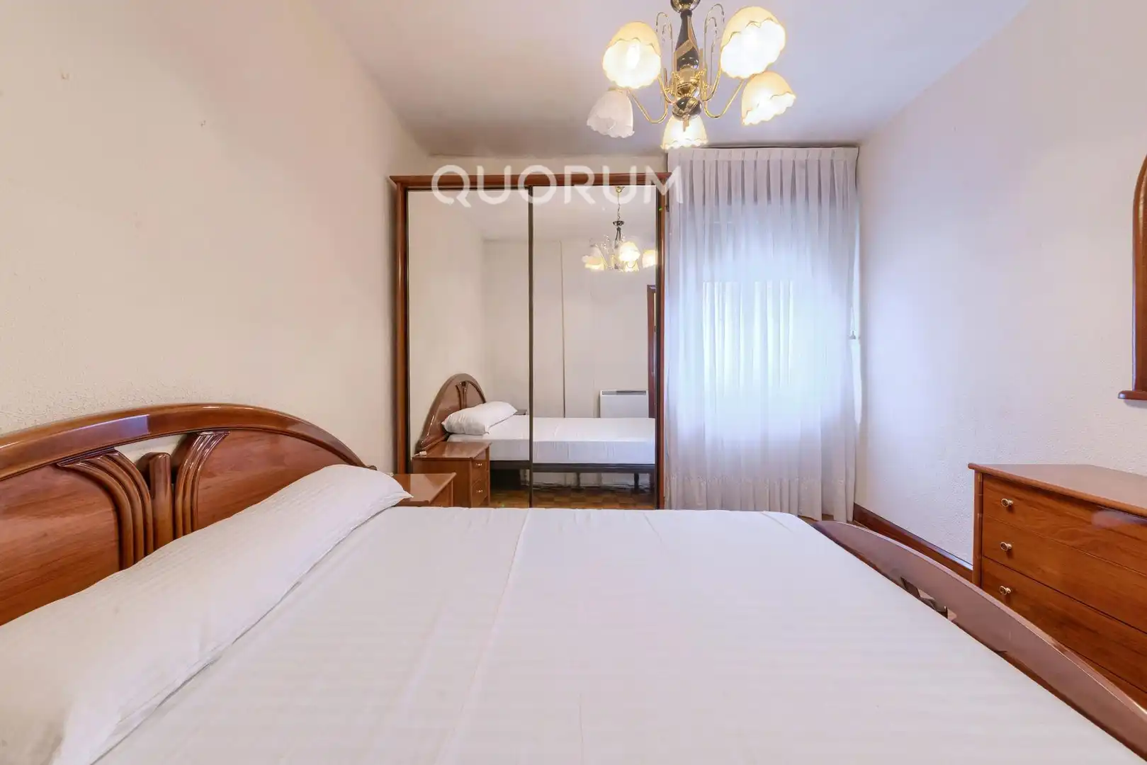 Habitación de Piso en venta en Basauri  con Calefacción, Trastero y Amueblado