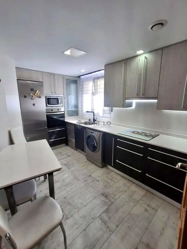 Kitchen of Duplexes for rent in Teruel  with Air Conditioner, Heating and Parquet flooring