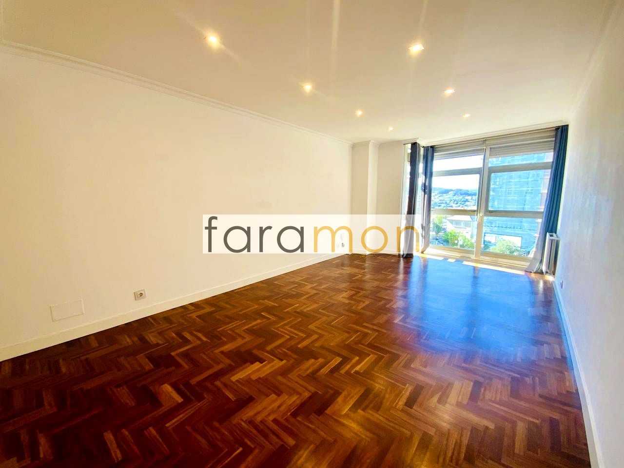 Exterior view of Flat for sale in Vigo   with Heating and Storage room
