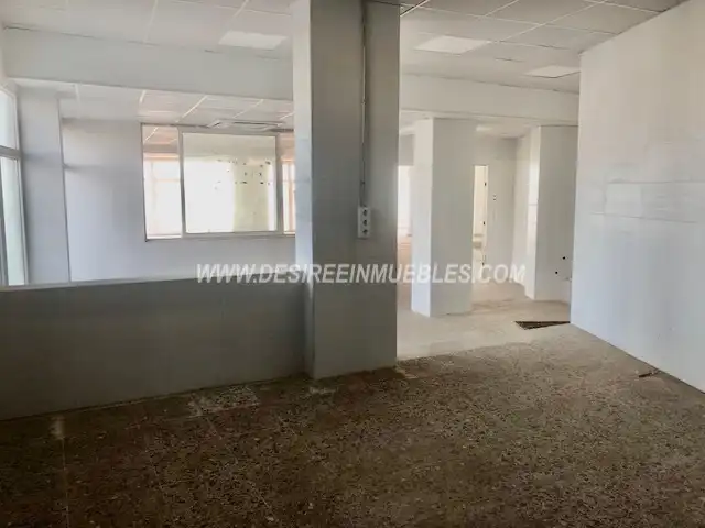 Commercial properties for rent in Valencia  with Air Conditioner, Heating and Terrace