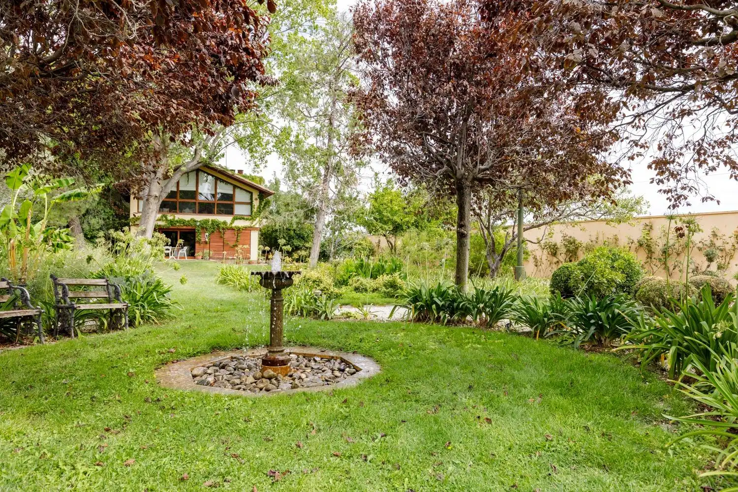 Jardí de Casa o xalet en venda en Zaragoza amb Aire condicionat, Calefacció i Jardí privat