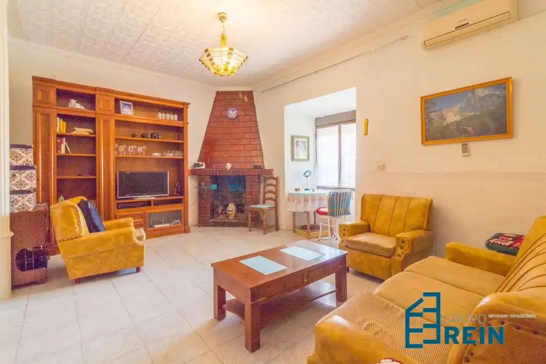 Sala de estar de Casa o chalet en venta en Añover de Tajo con Aire acondicionado, Calefacción y Trastero