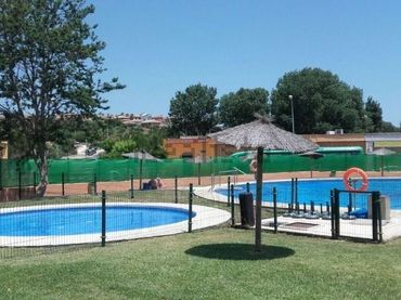 Adossat en venda a San García