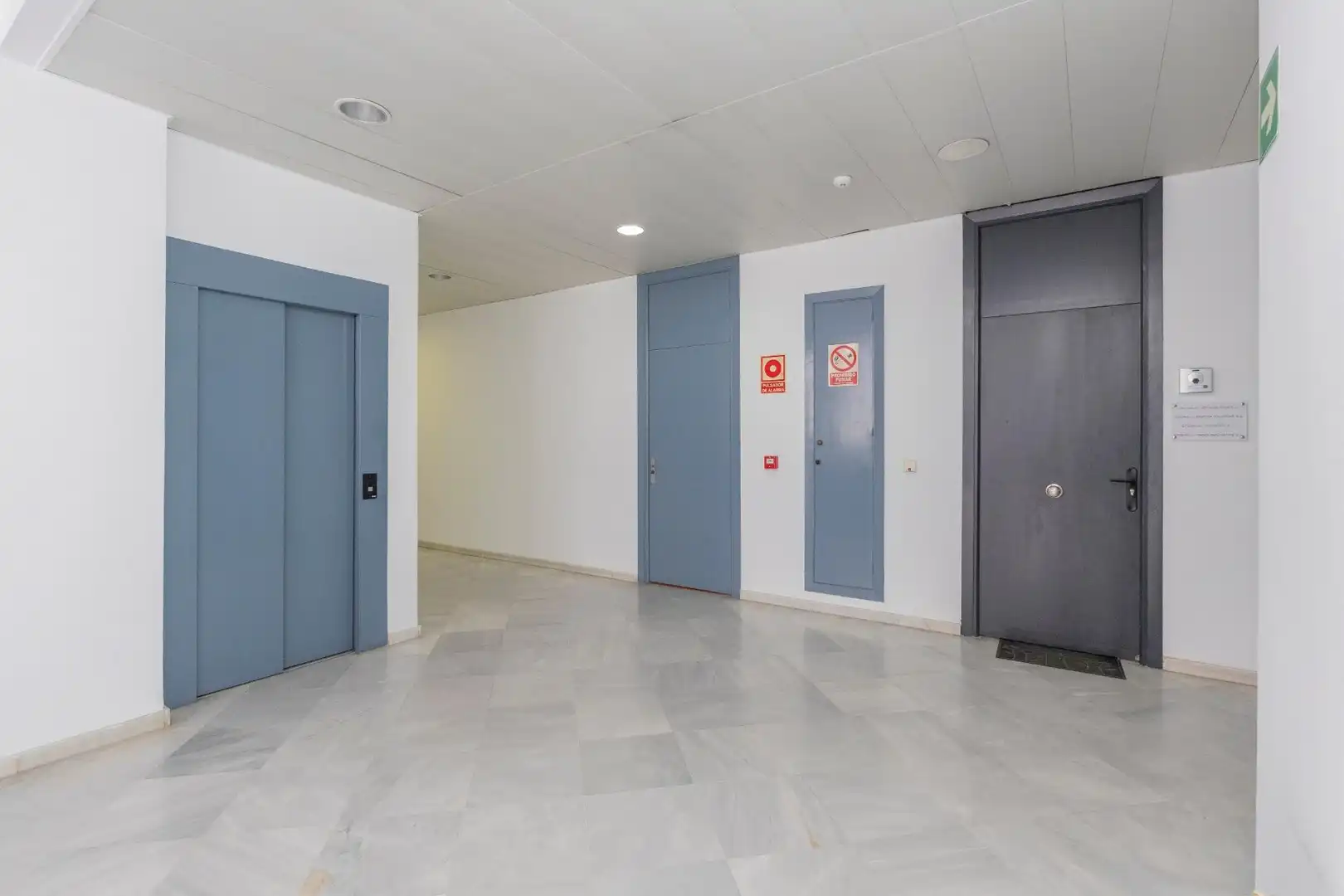 Local en venta en Mairena del Aljarafe con Aire acondicionado