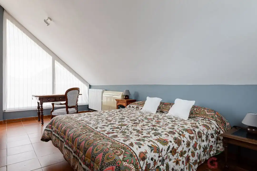 Dormitori de Casa adosada en venda en Donostia - San Sebastián  amb Aire condicionat, Calefacció i Jardí privat