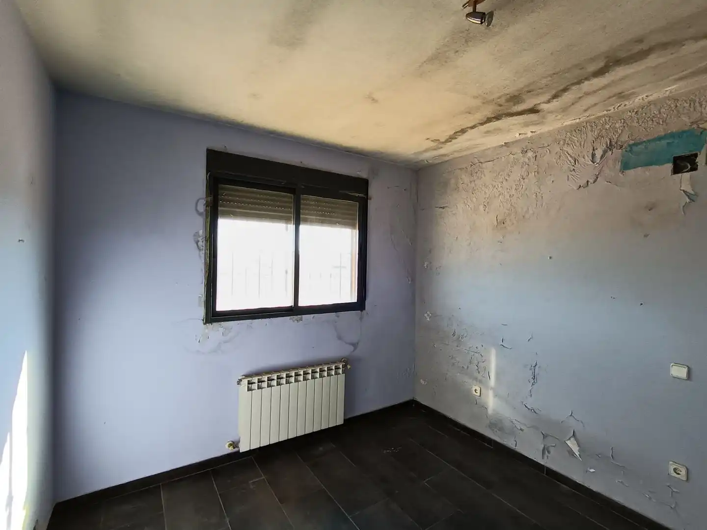 Habitación de Casa adosada en venta en Alcolea de Calatrava con Calefacción, Jardín privado y Piscina