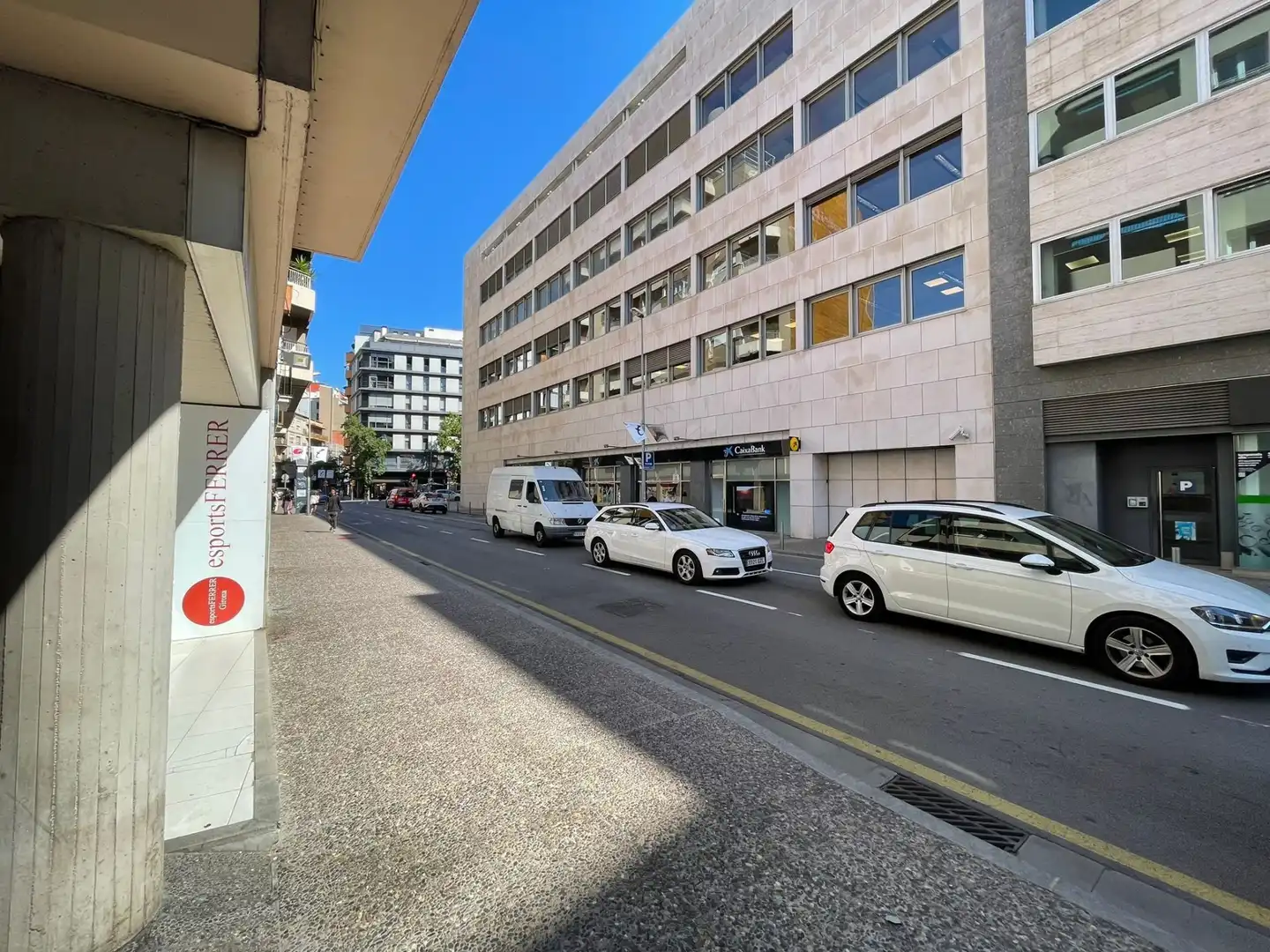 Exterior view of Garage for rent in Girona