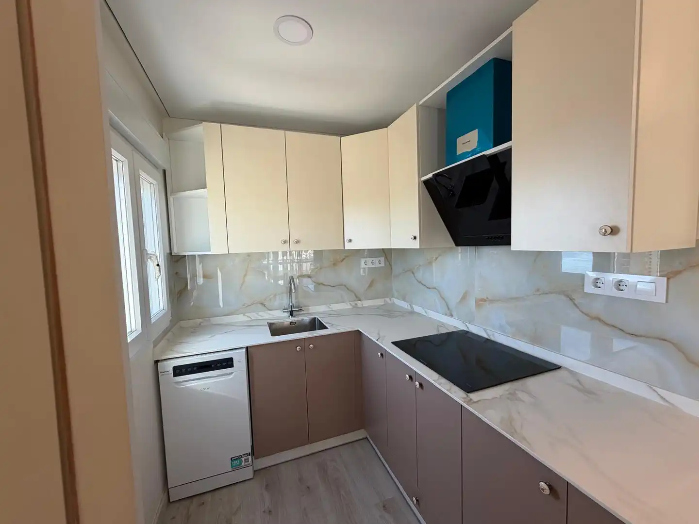 Cocina de Apartamento en venta en Calpe / Calp con Aire acondicionado, Calefacción y Terraza