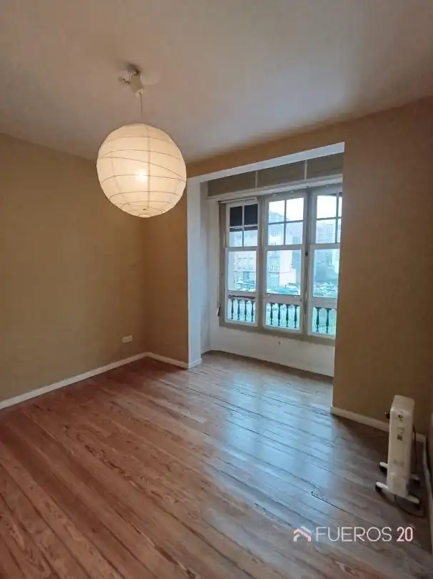 Piso en venta en Txabarri - La Unión - Vista Alegre