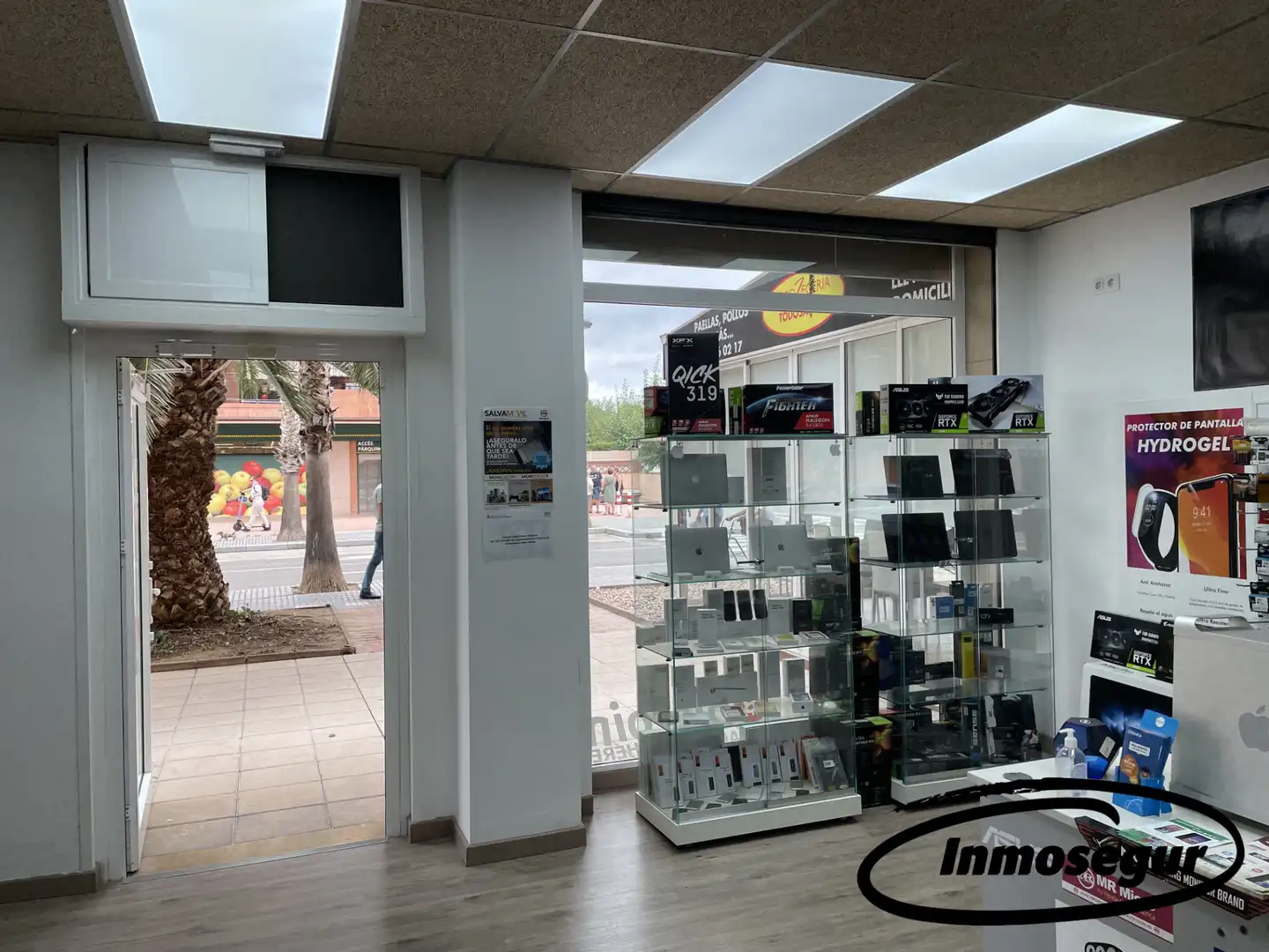 Commercial properties for sale in Salou  with Air Conditioner and Parquet flooring