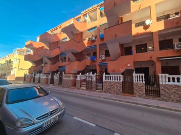 Erdgeschosswohnung zum Verkauf in Calle Antonio Gil 89