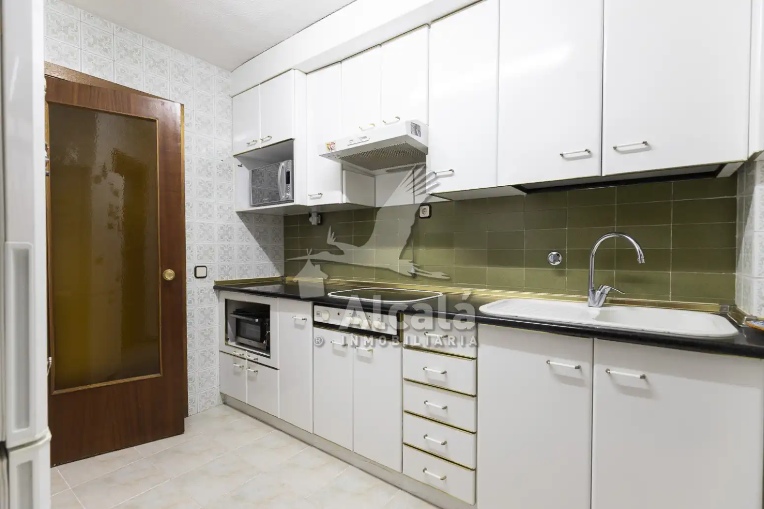 Cocina de Piso en venta en Alcalá de Henares con Aire acondicionado, Calefacción y Parquet