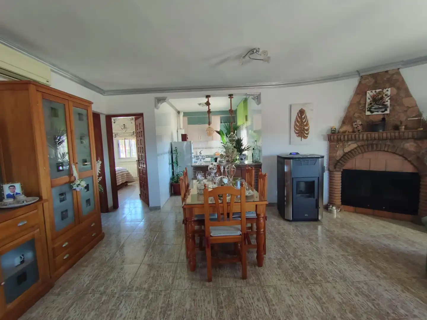 Chalet con piscina en venta en Calle el Jurel 1