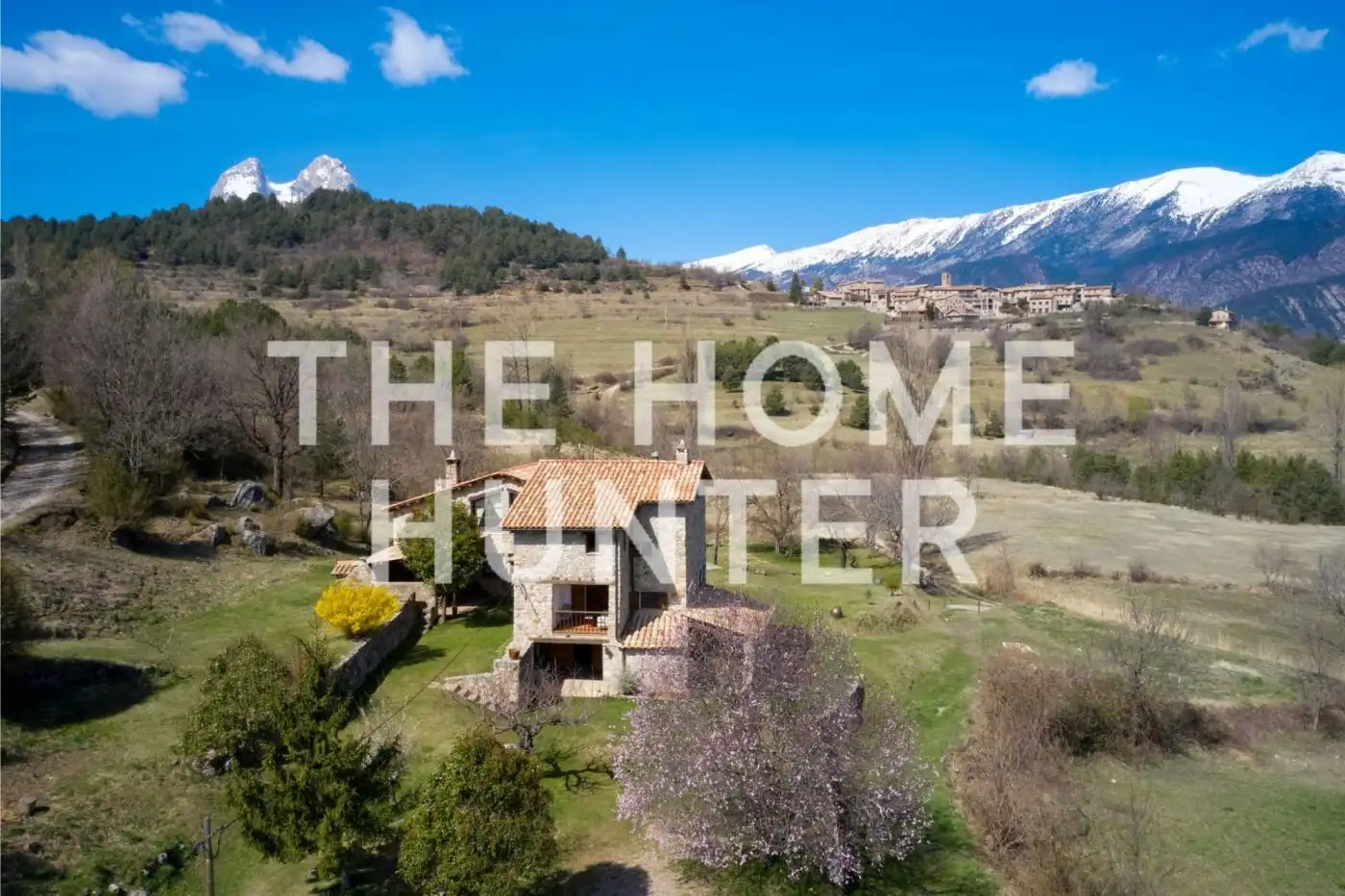 Vista exterior de Casa o xalet en venda en Saldes amb Calefacció, Jardí privat i Terrassa